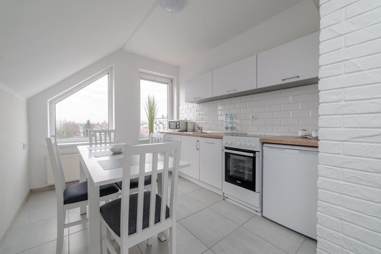 Guz Apartamenty Гижицко Екстериор снимка